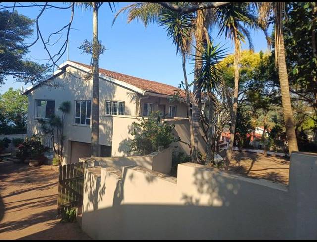 4 BEDROOM HOUSE FOR SALE IN BALLITO BAY